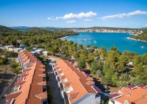 Holiday Resort Jezera Village Apartmani